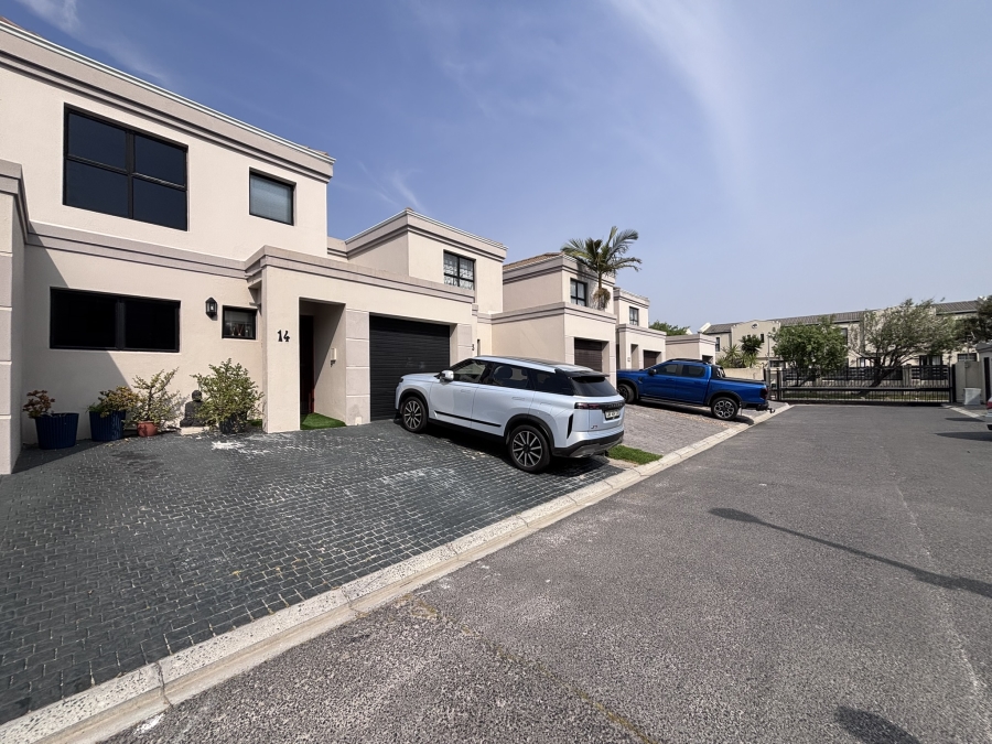 To Let 2 Bedroom Property for Rent in Parklands Western Cape